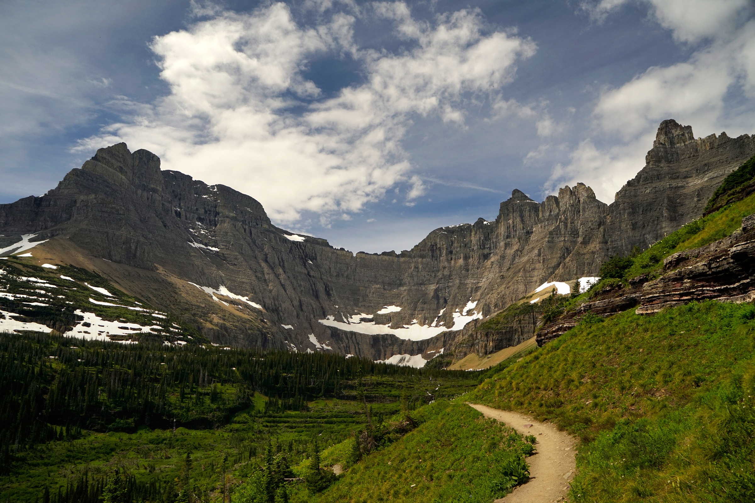Approaching Iceberg Lake