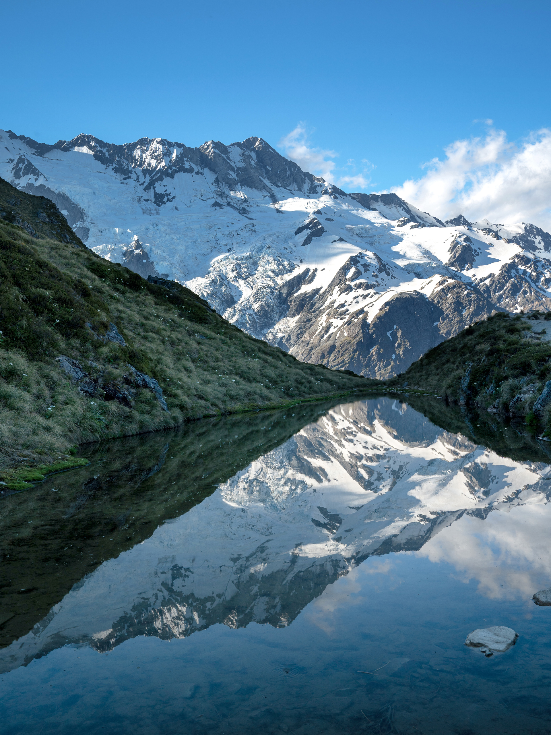 Sealy Tarns